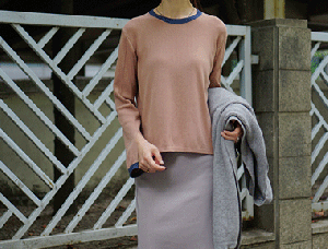 Blossom color combination knit tops