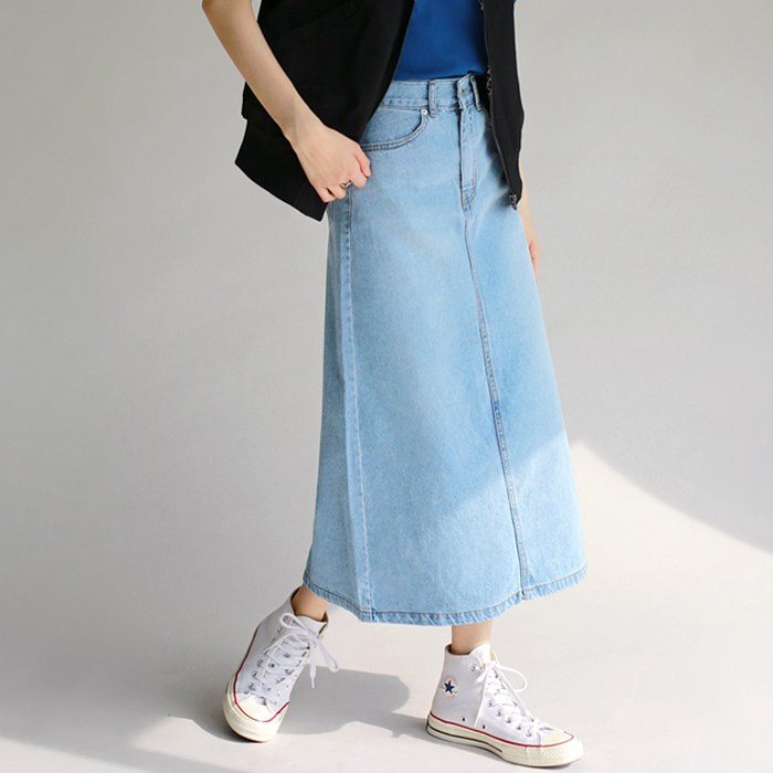 Gallery Denim Skirt