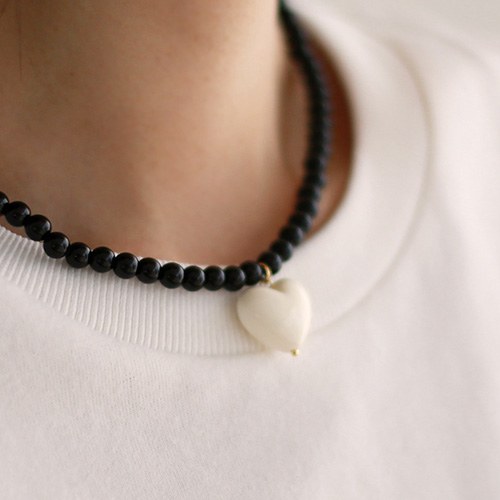 White heart Necklace