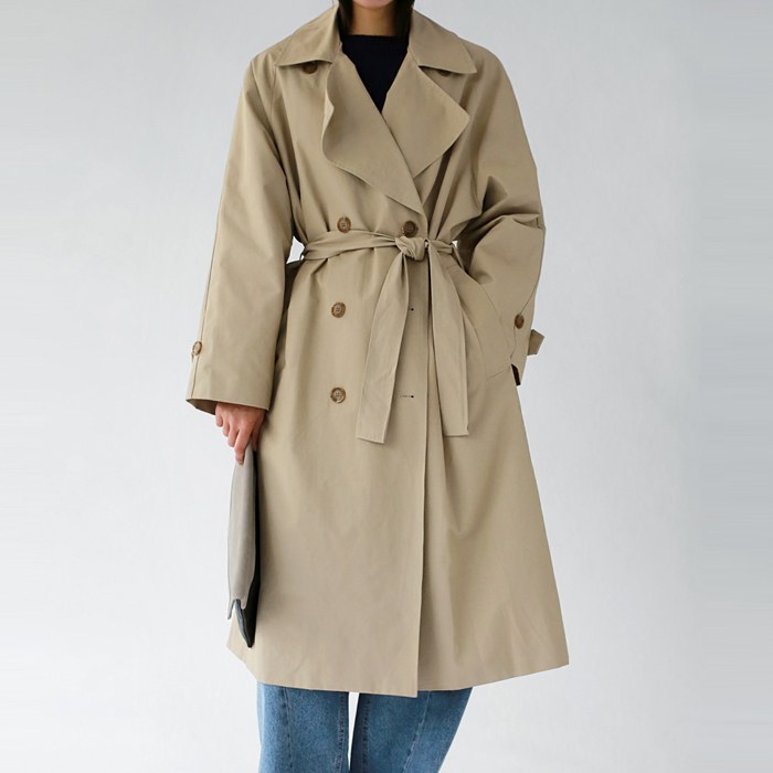 Store trench coat