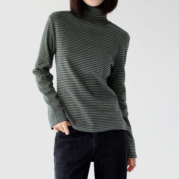 Striped peach fleece turtleneck