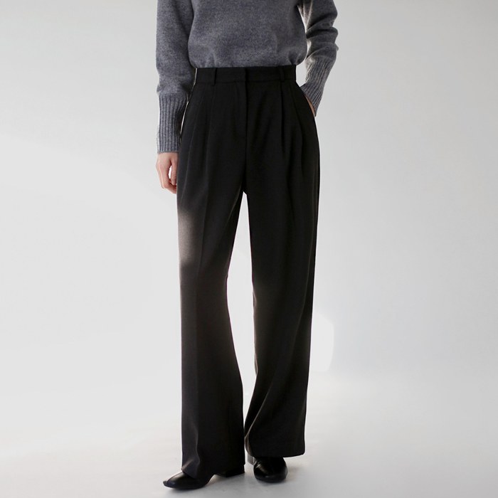 Two-pin tuck napping slacks