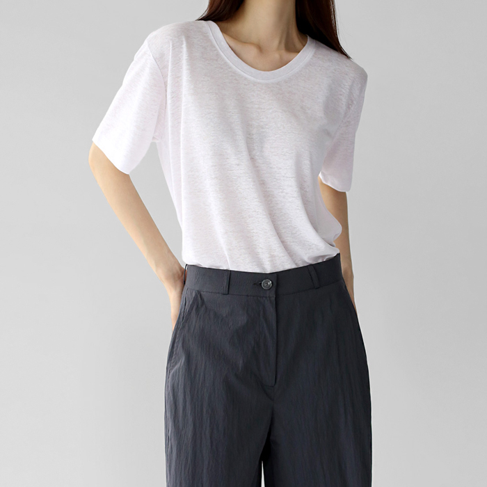 UV-neck linen tee
