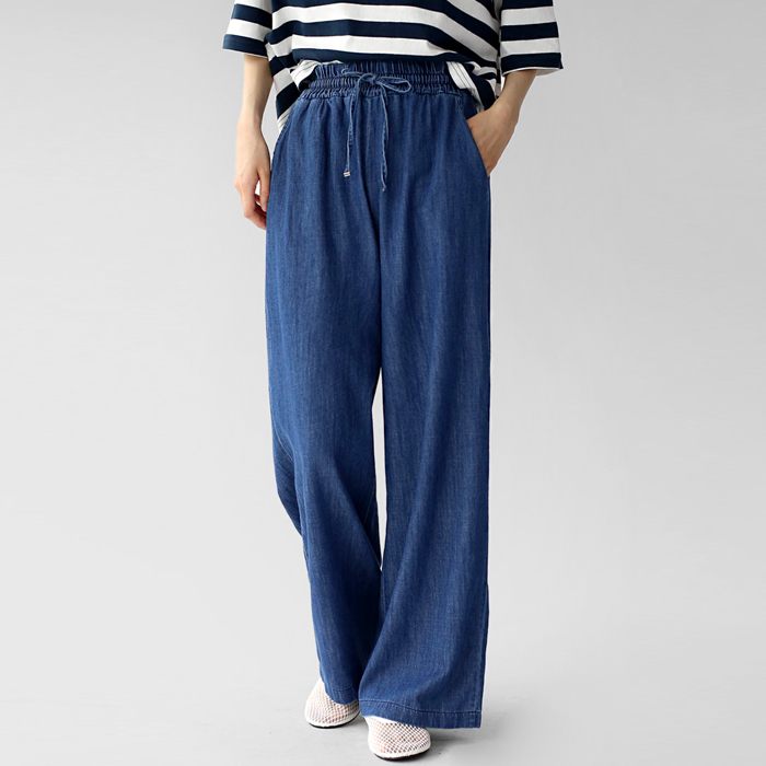 Soft medium blue wide pants
