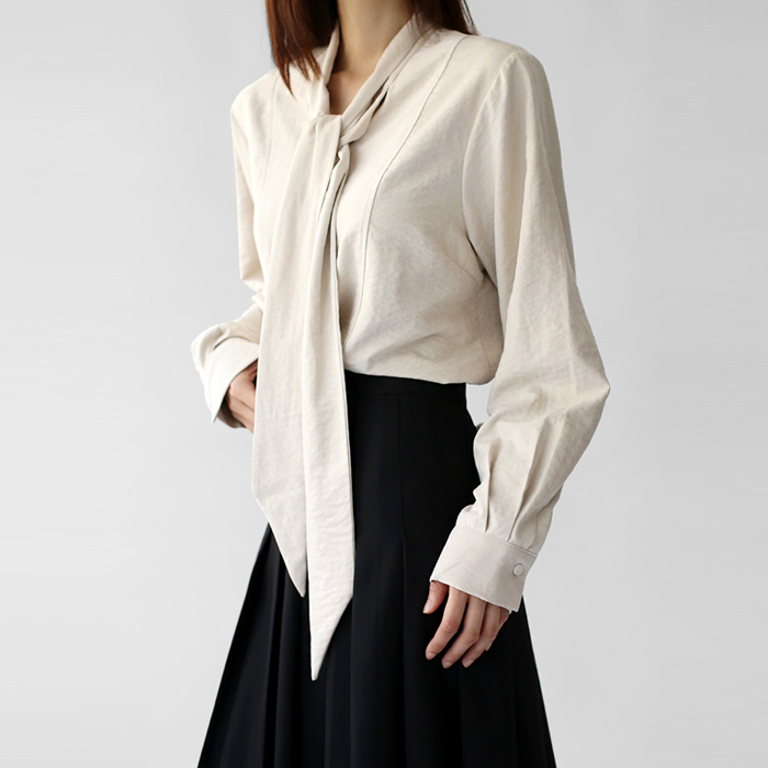 Meryl tie blouse