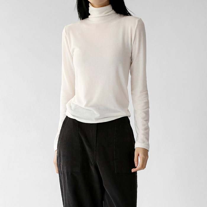 Thin wool tencel turtleneck