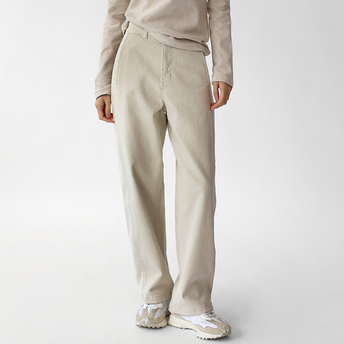 Cut-line tapered pants