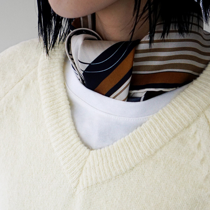 Colon triangle silk scarf