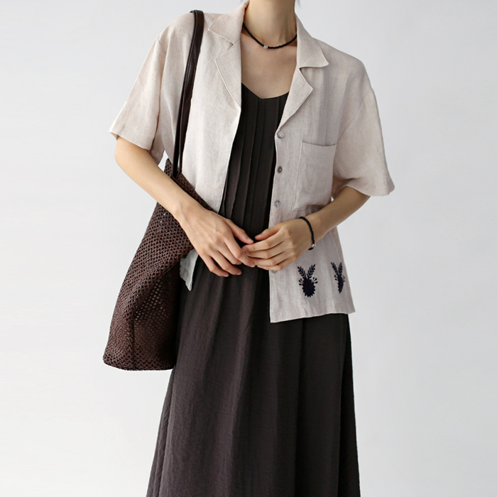 Linen embroidered shirt