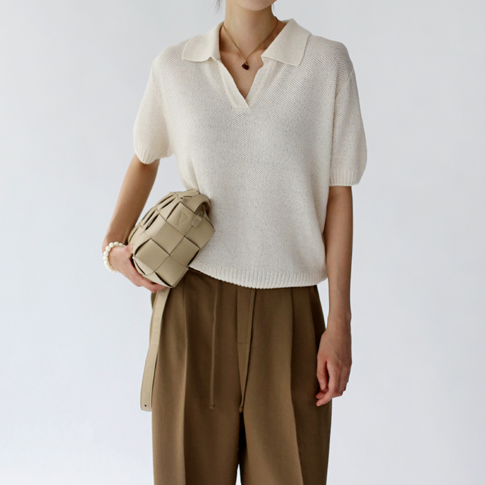 Paper collar knit