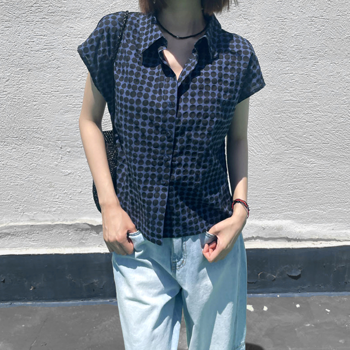 Dot thin shirt