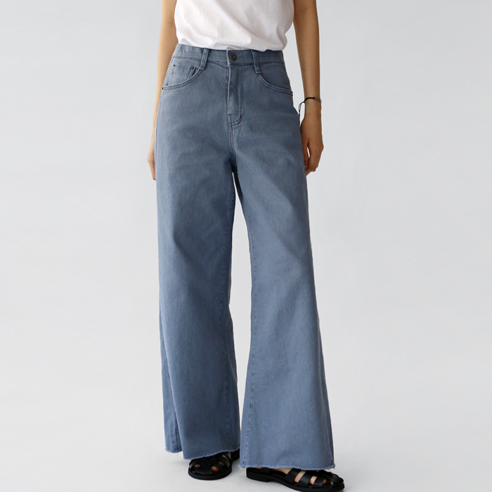 Use bootcut wide pants