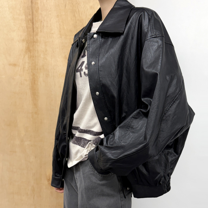 Pocket pintuck leather jacket